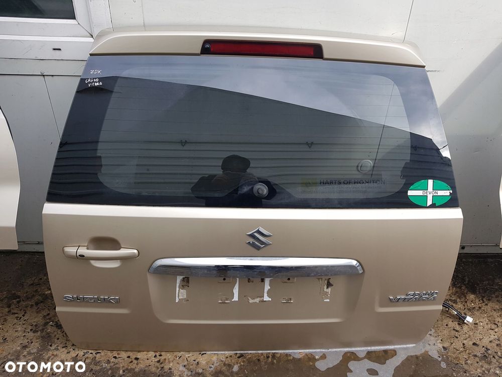 SUZUKI GRAND VITARA 2 II LIFT 08-14r KLAPA BAGAŻNIKA TYŁ ZDK - 1