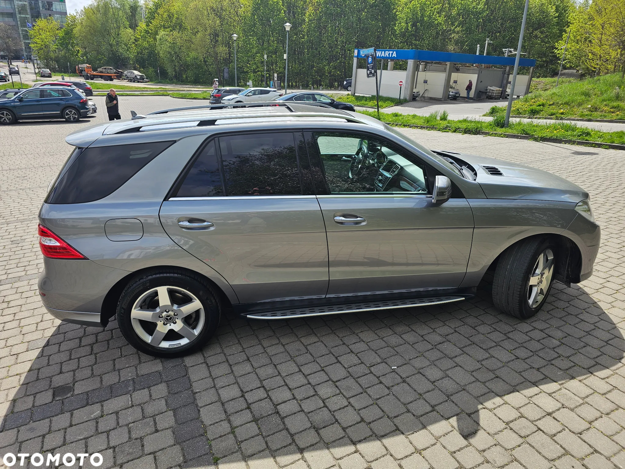 Mercedes-Benz ML - 11