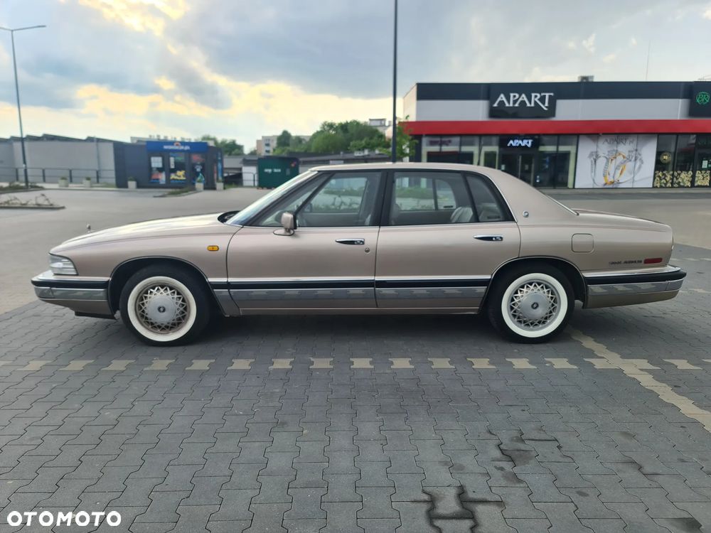 Buick Park Avenue - 4