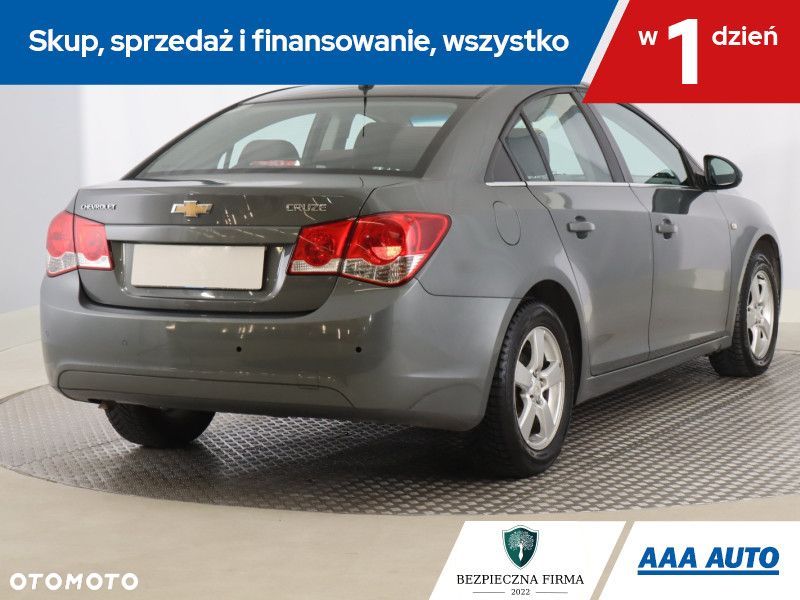 Chevrolet Cruze - 7