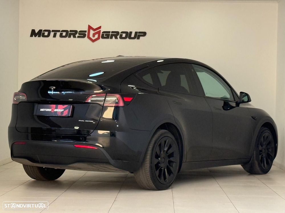 Tesla Model Y Long Range Tração Integral - 21