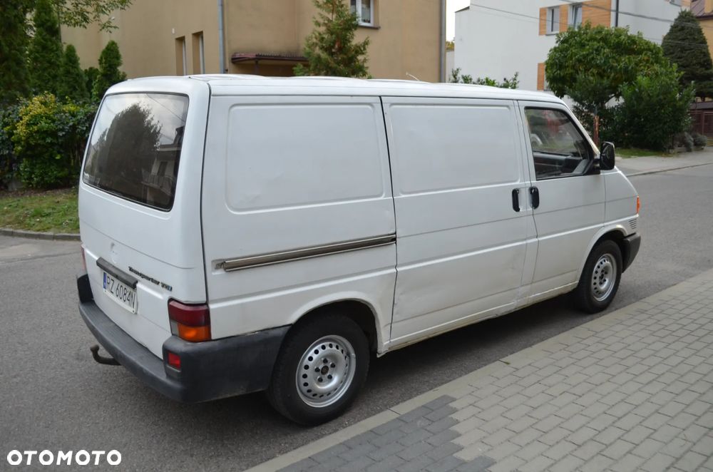 Volkswagen Transporter - 12