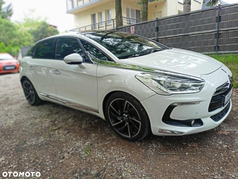Citroën DS5 HDi 165 SoChic - 4