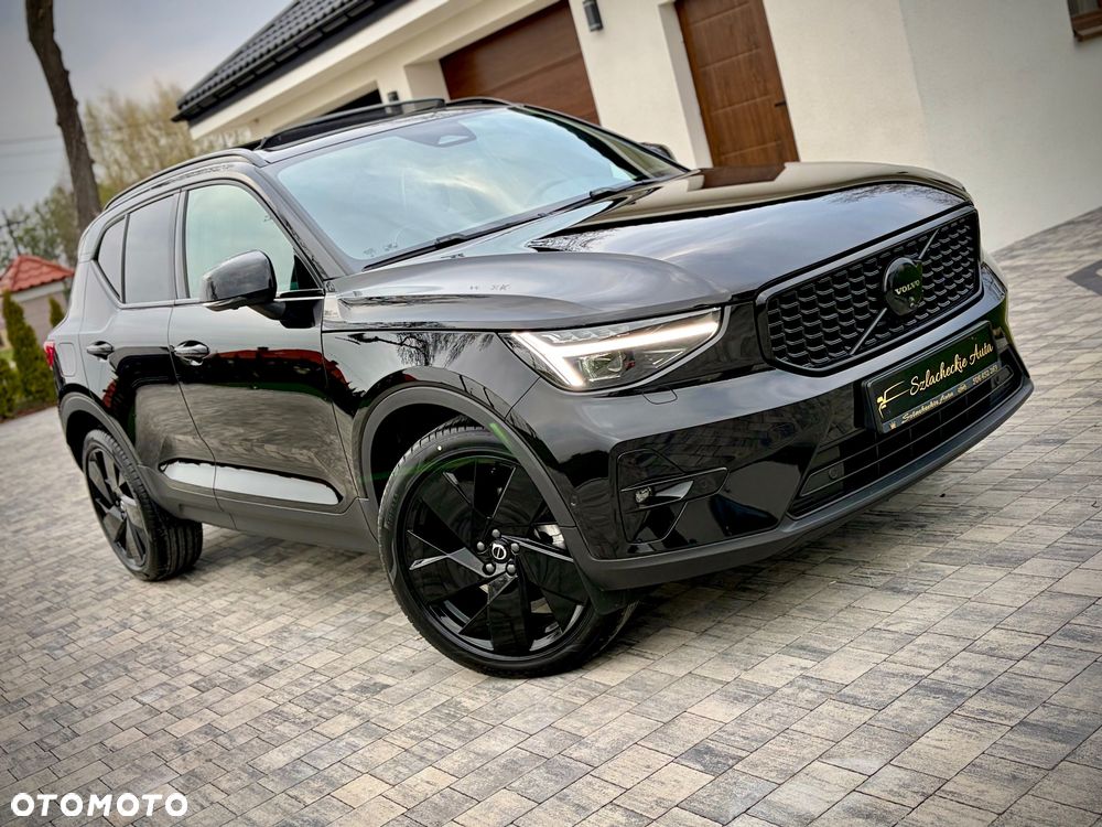 Volvo XC 40 B3 B DKG Ultra Black Edition - 5