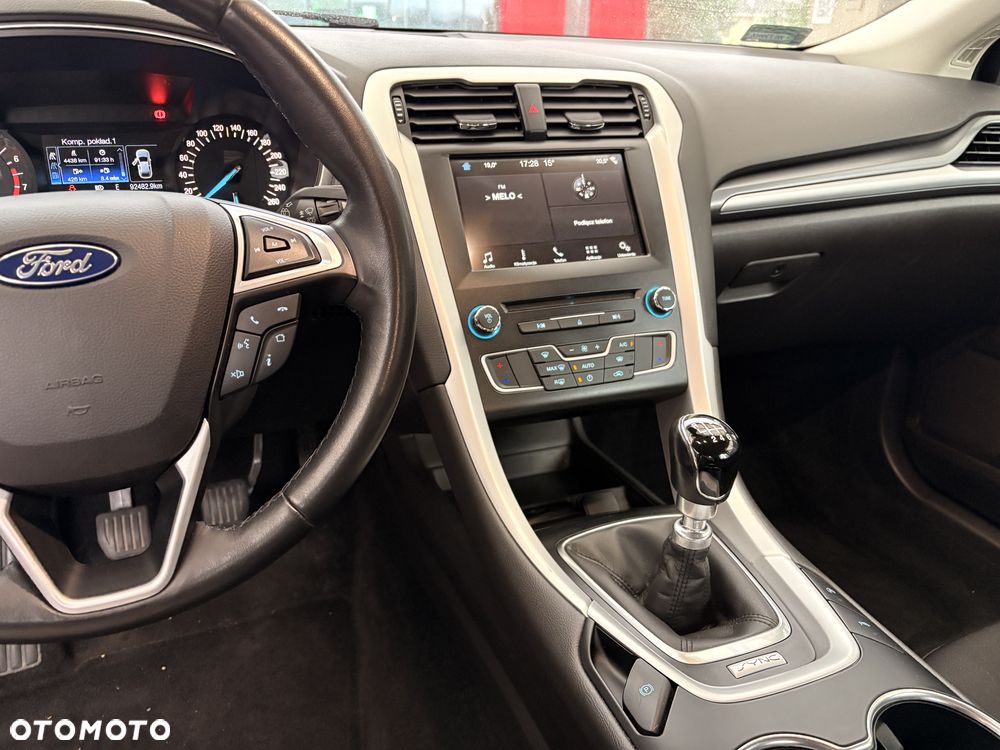 Ford Mondeo 1.5 EcoBoost Trend - 12