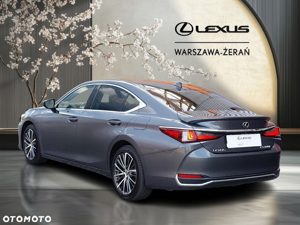 Lexus ES 300h Business Edition - 5