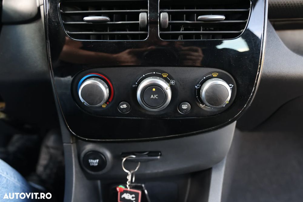 Renault Clio Energy dCi 90 Start & Stop Experience - 13