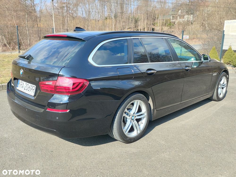 BMW Seria 5 525d xDrive - 1