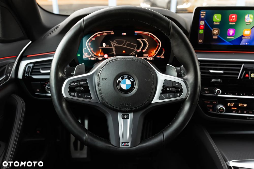 BMW Seria 5 520d xDrive M Sport sport - 29