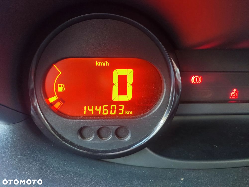 Renault Twingo 1.2 16V Night & Day - 21