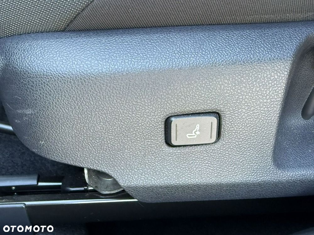 Toyota Corolla 1.8 Hybrid Comfort - 14