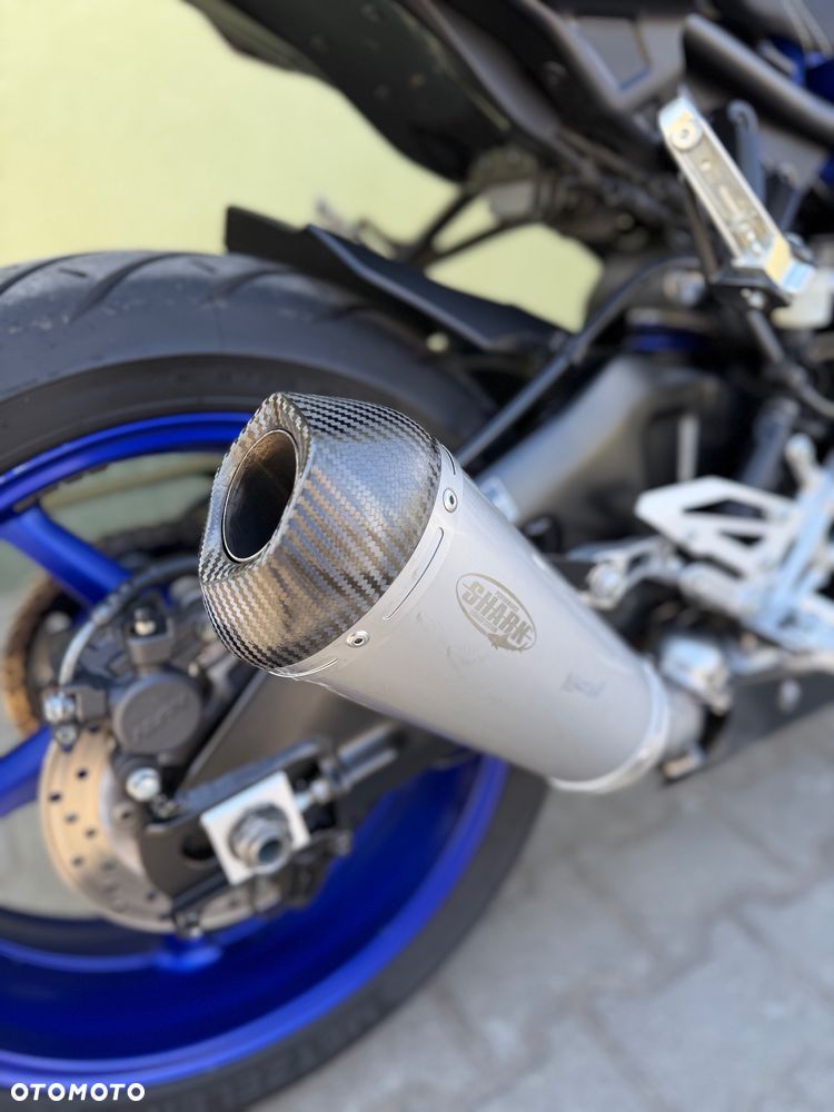 Yamaha MT - 17