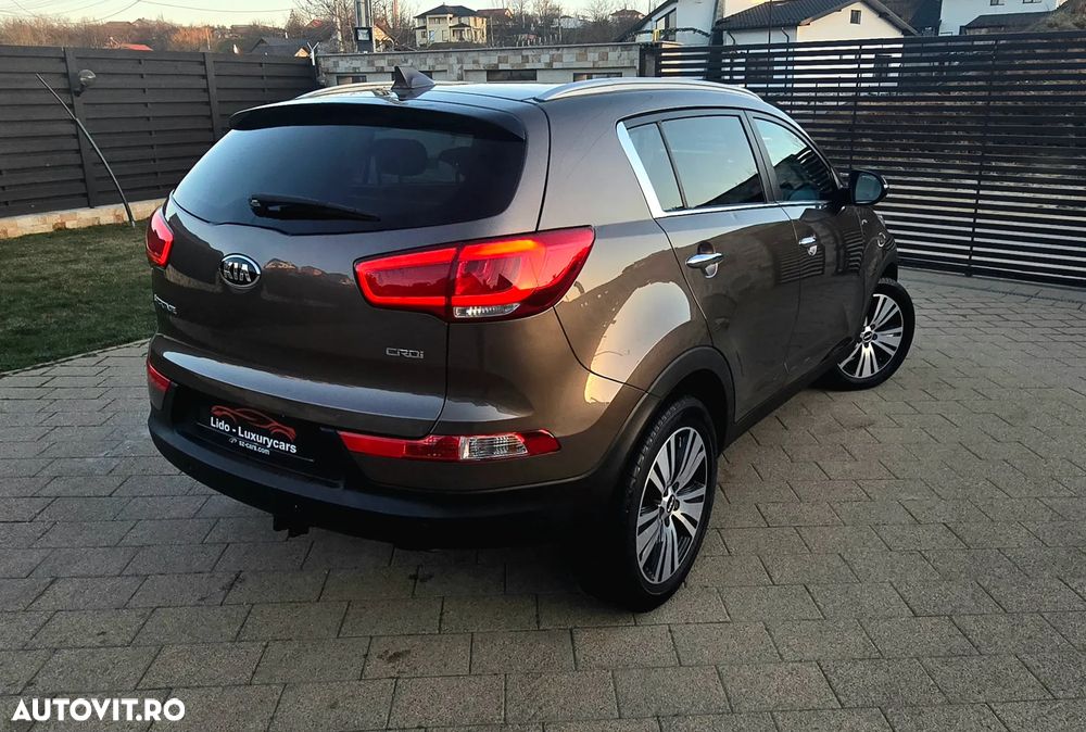 Kia Sportage 2,0 CRDI AWD Aut. Platinum - 4