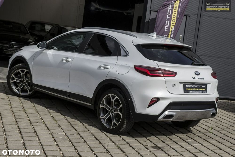 Kia XCeed 1.6 T-GDI Business Line DCT - 10