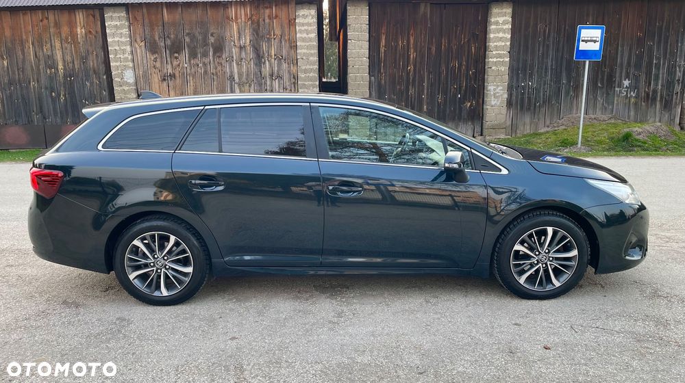 Toyota Avensis 1.8 Prestige - 3