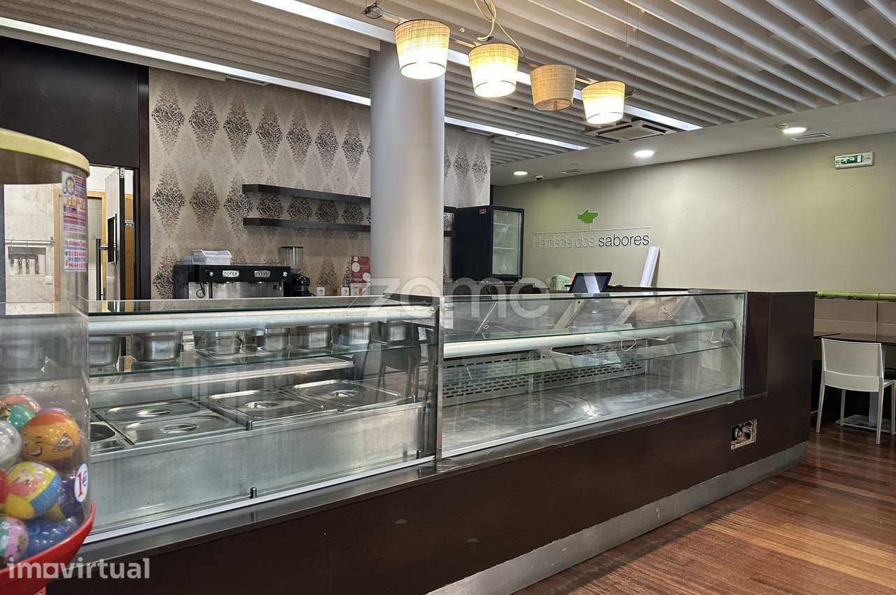 Trespasse de restaurante, em Carnaxide - Grande imagem: 5/31