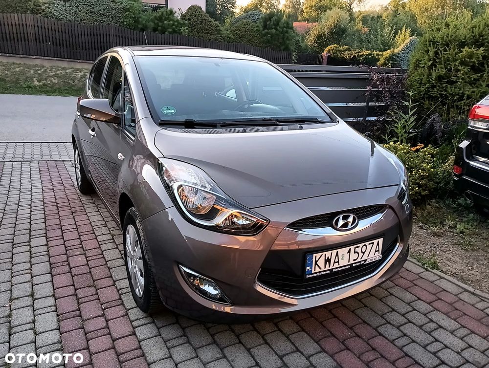 Hyundai ix20 1.4 UEFA EURO 2012 Edition - 11