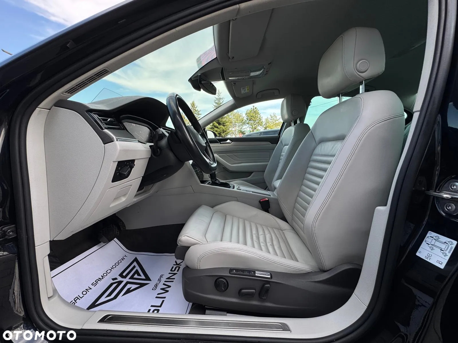 Volkswagen Passat 2.0 TDI 4Mot Elegance DSG - 22