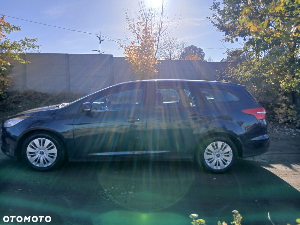 Ford Focus 2015 photo 2