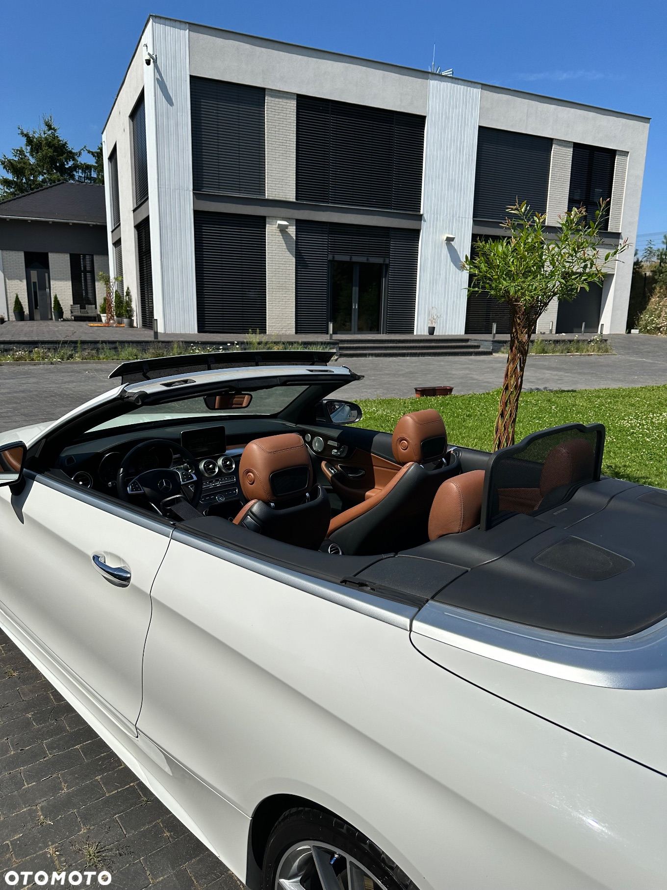 Mercedes-Benz Klasa C AMG 43 4-Matic Kabriolet - 4