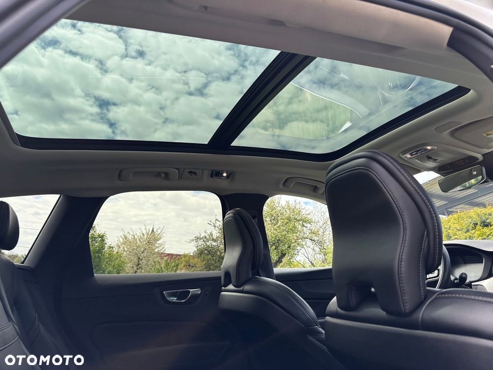Volvo XC 60 - 18