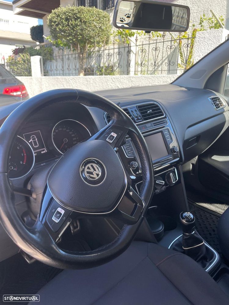 VW Polo 1.0 Connect - 9
