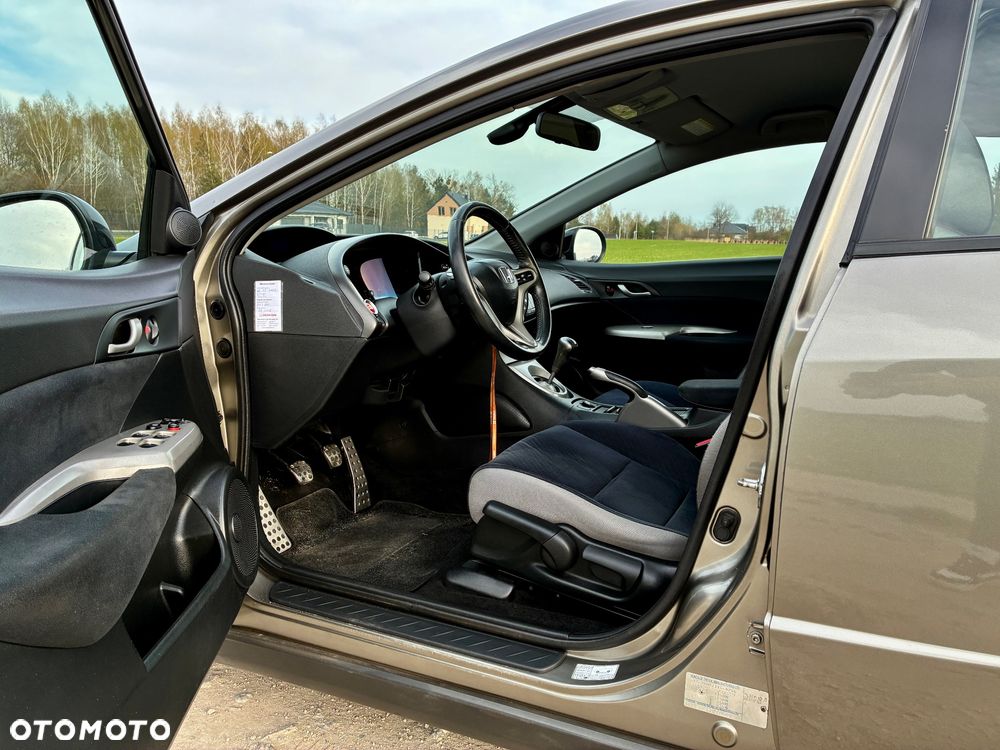 Honda Civic 1.8i-VTEC Sport - 18