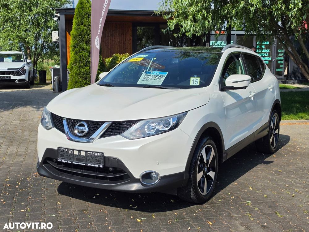 Nissan Qashqai - 2
