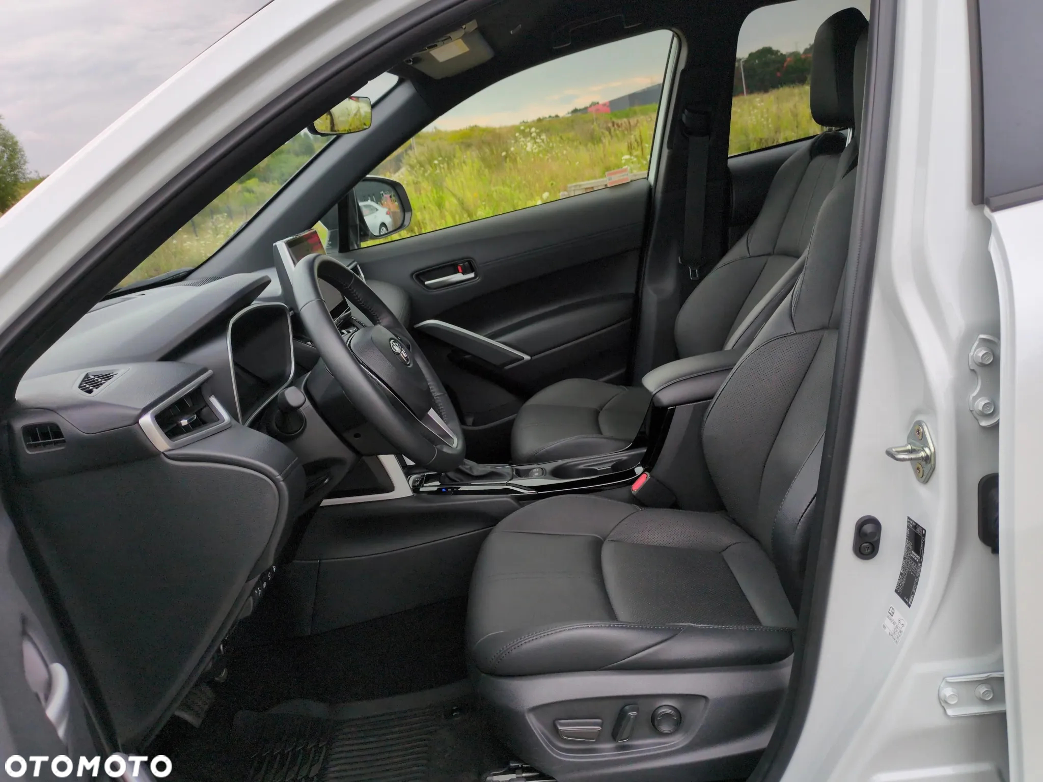 Toyota Corolla 2.0 Hybrid Executive - 10