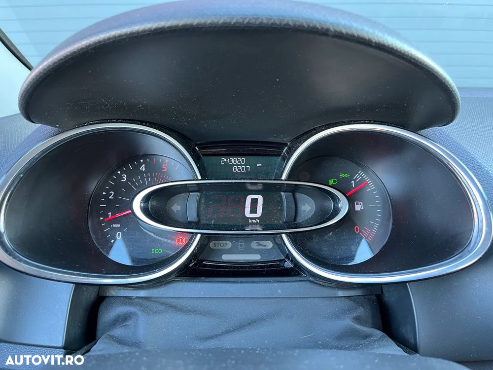 Renault Clio dCi Zen - 12