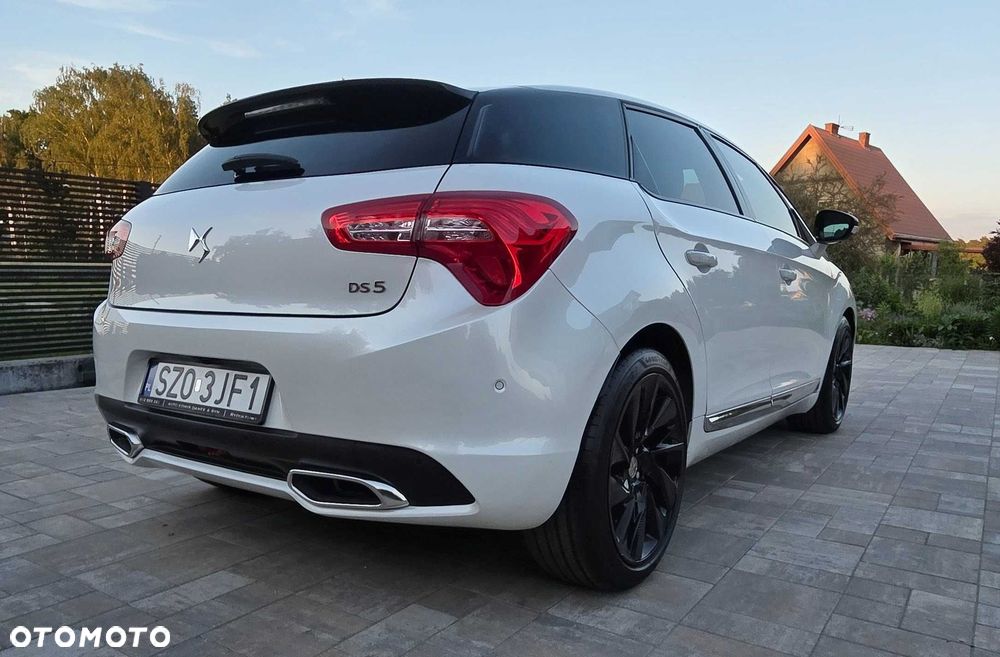 DS Automobiles DS 5