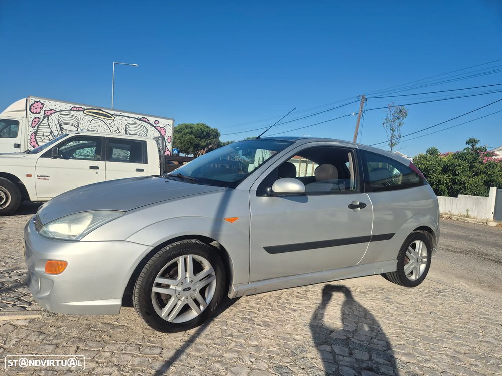 Ford Focus 1.8 TDdi Trend - 2