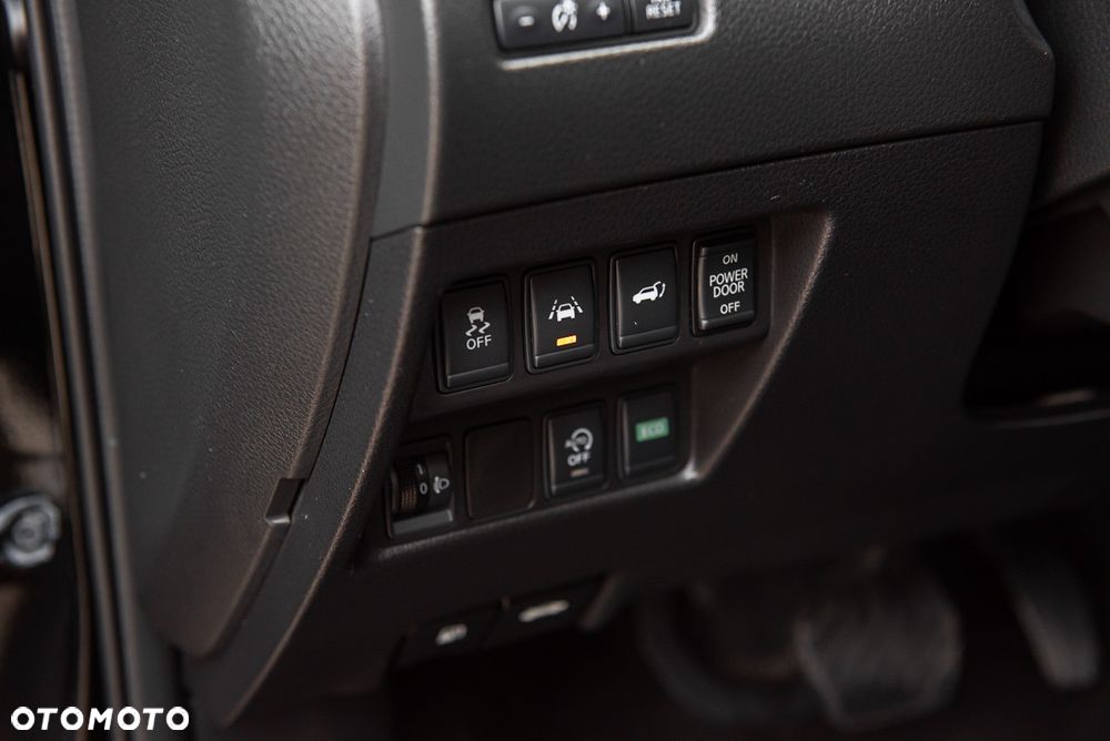 Nissan X-Trail 1.6 dCi Xtronic 360 - 11