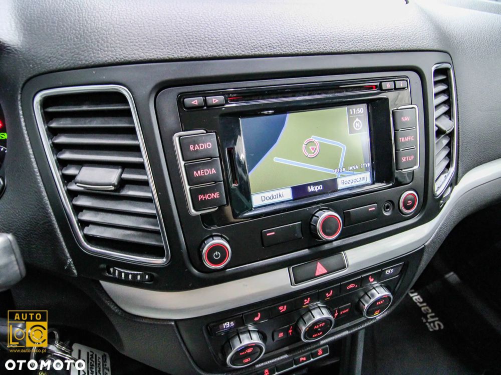 Volkswagen Sharan 2.0 TDI Highline DSG - 20