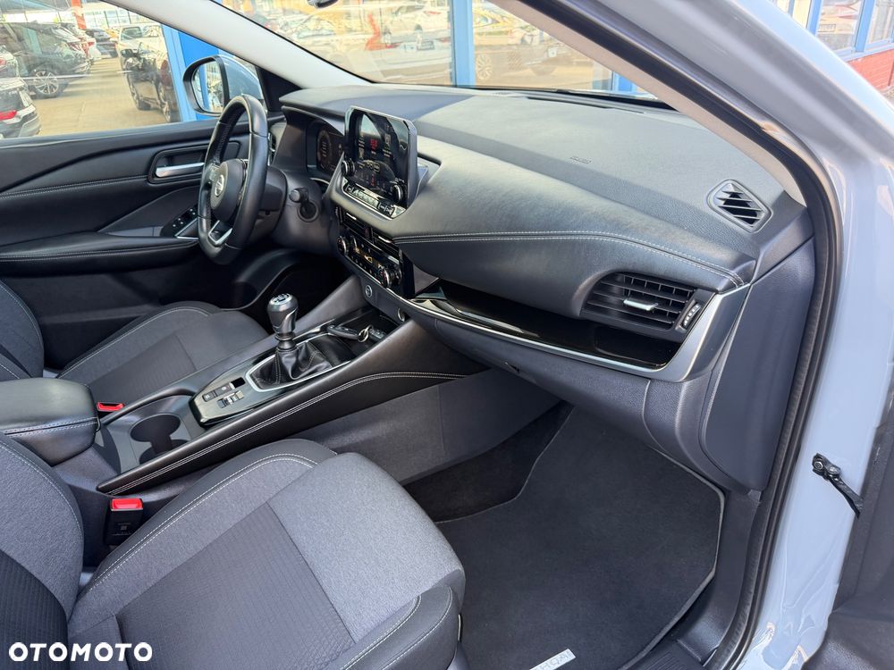 Nissan Qashqai 1.3 DIG-T N-Connecta EU6d - 27