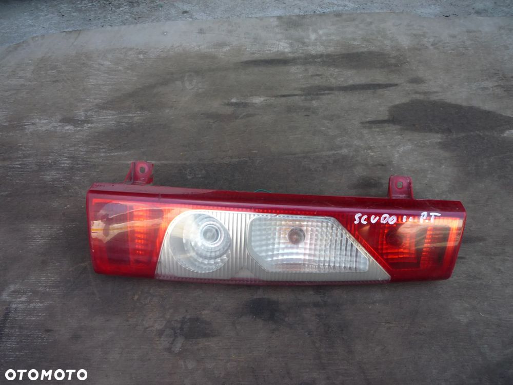 FIAT SCUDO II LAMPA TYLNA PRAWA - 1