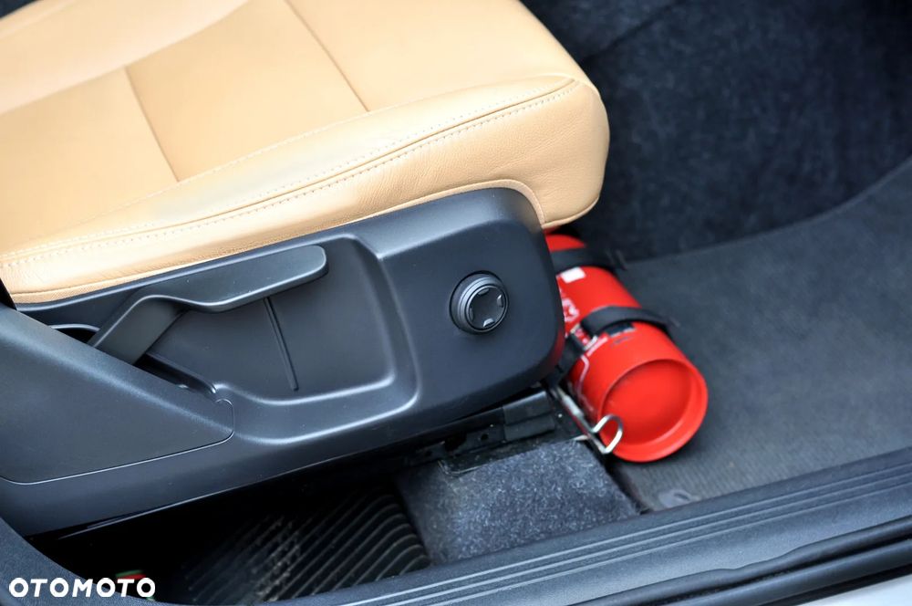 Volvo XC 40 - 21