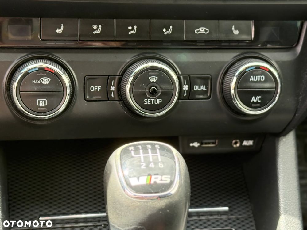 Skoda Octavia 2.0 TDI RS - 11