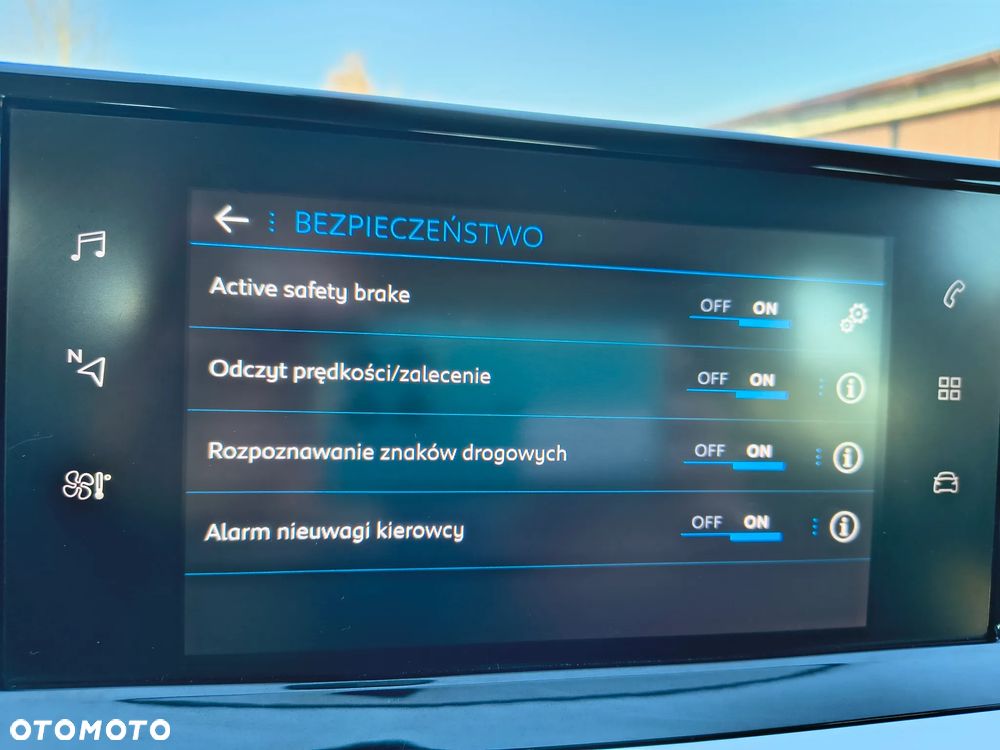 Peugeot 208 1.2 PureTech Active S&S - 19