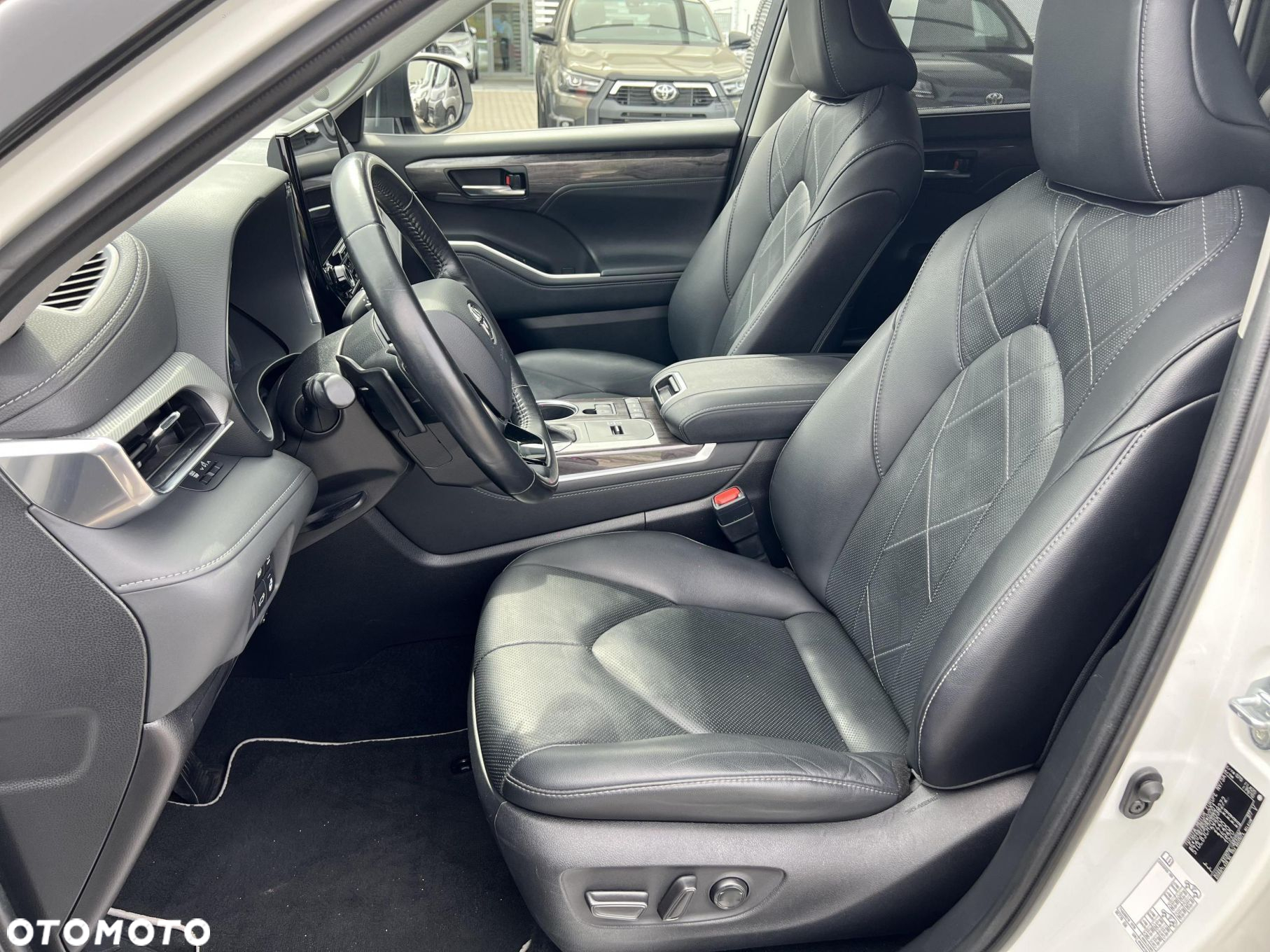 Toyota Highlander - 15