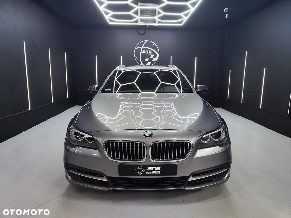 BMW Seria 5 520d Touring - 2