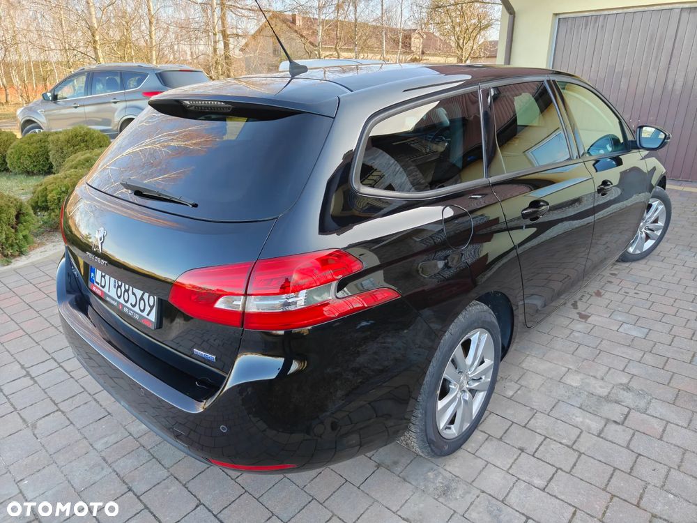Peugeot 308 - 6