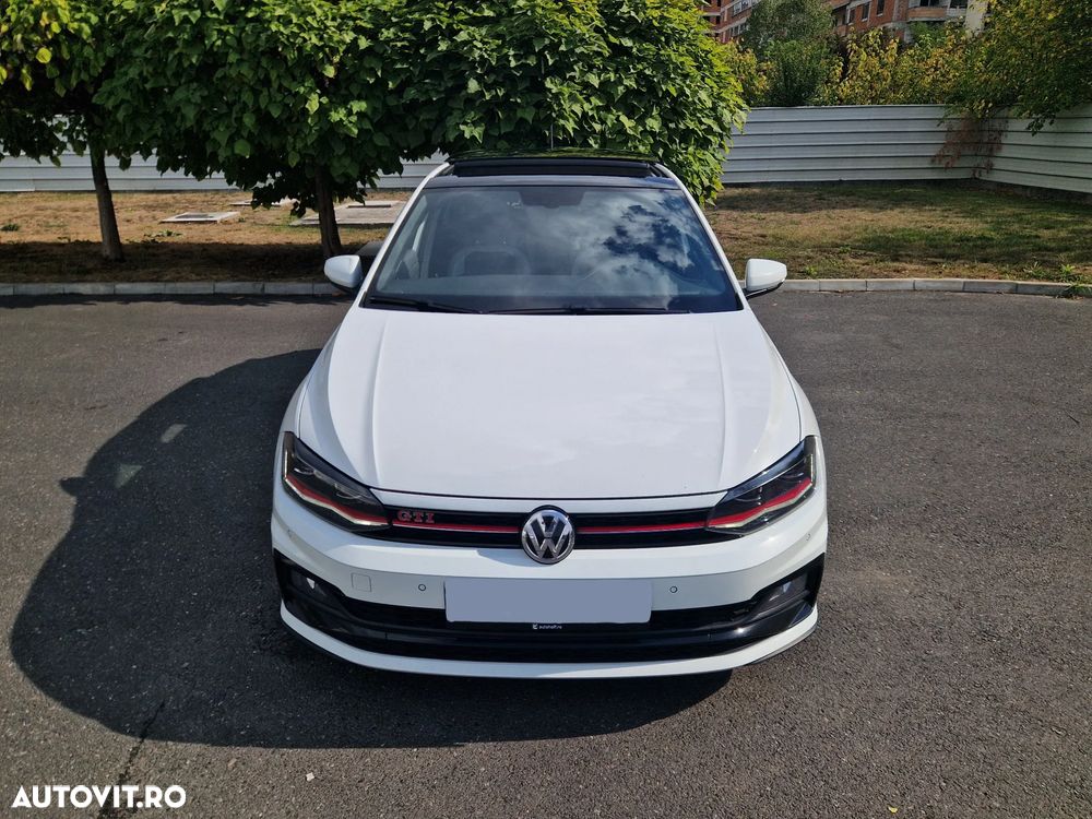 Volkswagen Polo 2.0 TSI DSG GTI - 9