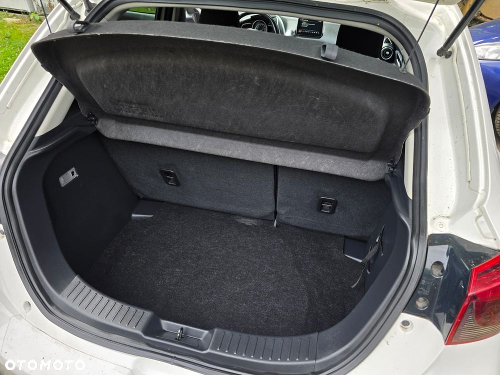 Mazda 2 1.5 Skyenergy - 18
