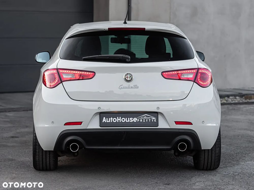 Alfa Romeo Giulietta 2.0 JTDM 20V TCT Speciale - 9