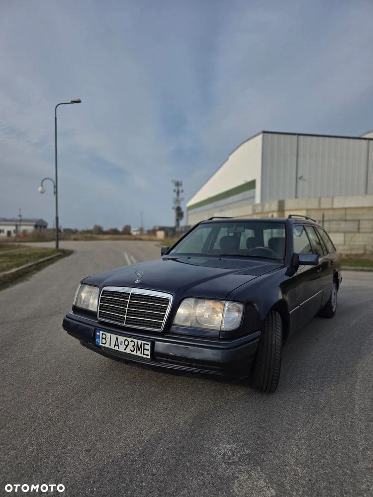 Mercedes-Benz W124 (1984-1993) - 27