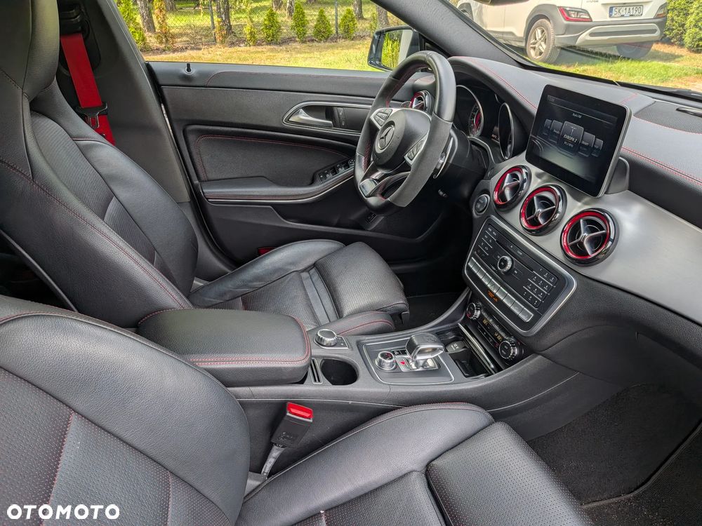 Mercedes-Benz CLA AMG 45 4Matic AMG Sp.sh 7G-DCT - 10