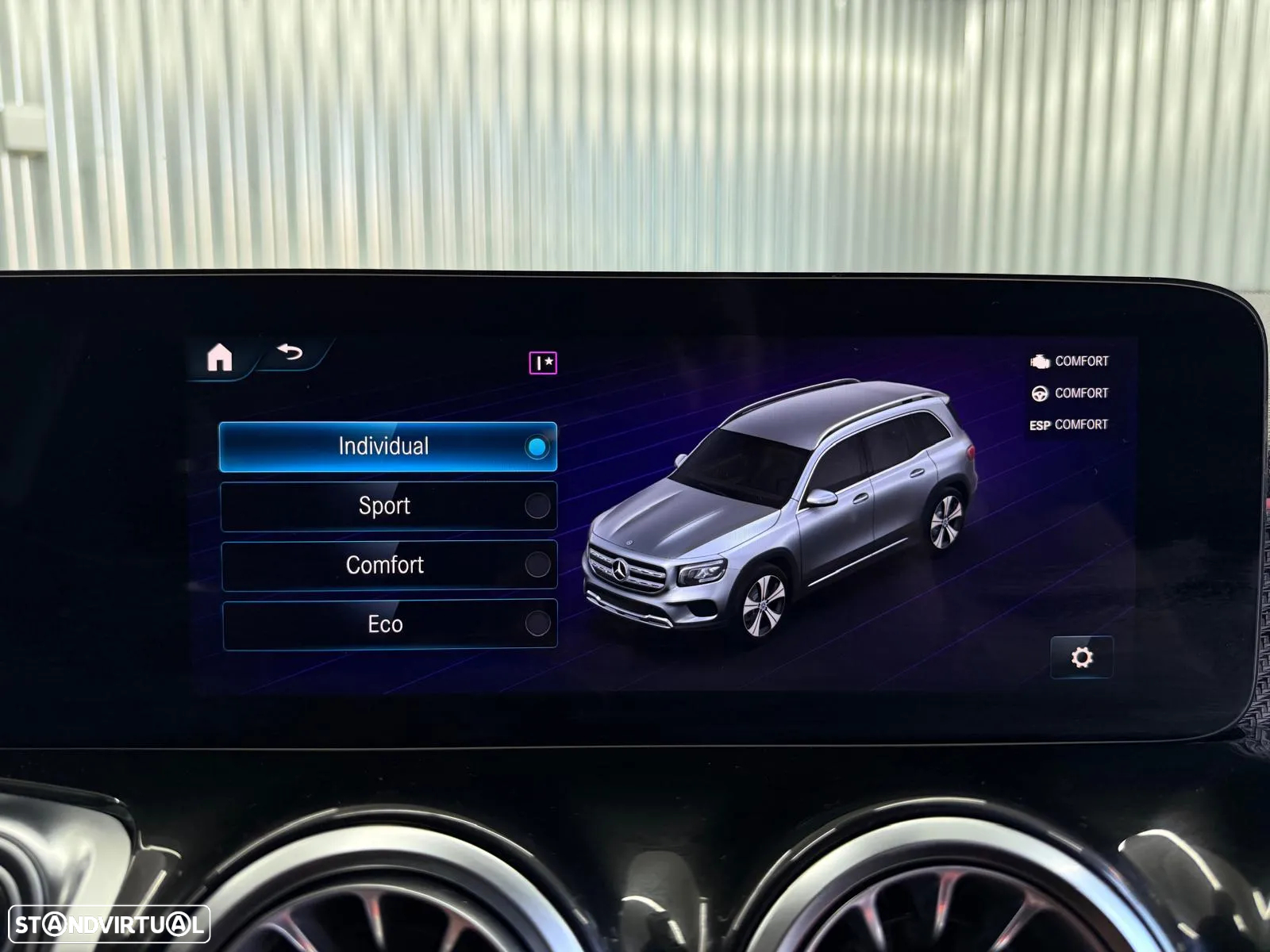 Mercedes-Benz GLB 180 d AMG Line - 16