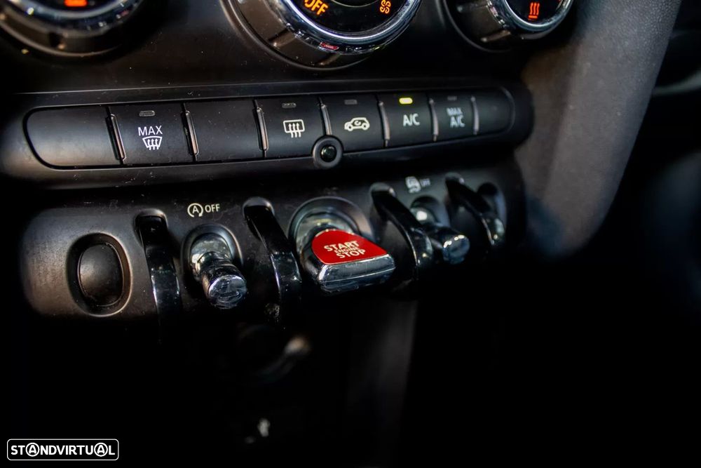 MINI 5 Portas One Sport Edition - 32