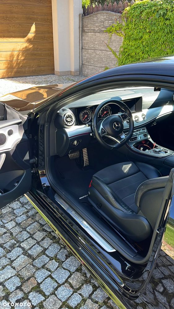 Mercedes-Benz Klasa E 220 d 9G-TRONIC - 12